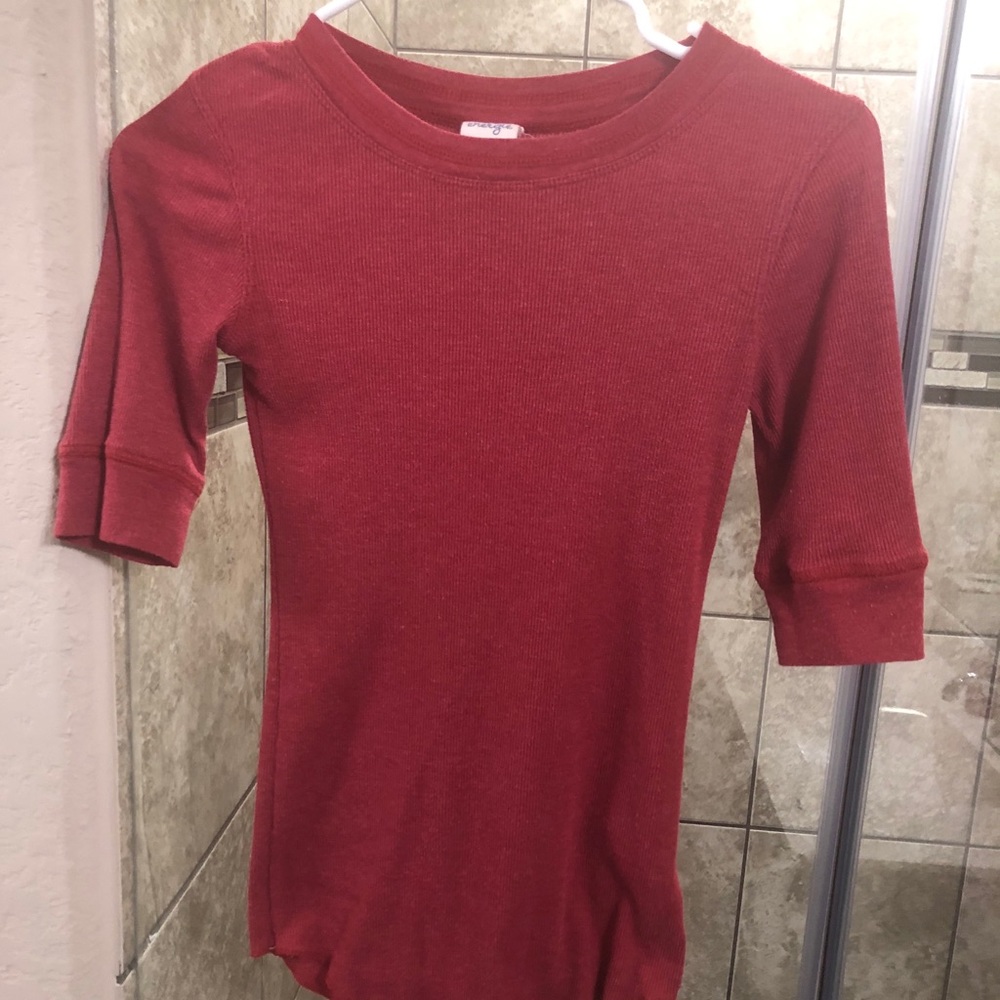 3/4 sleeve shirt